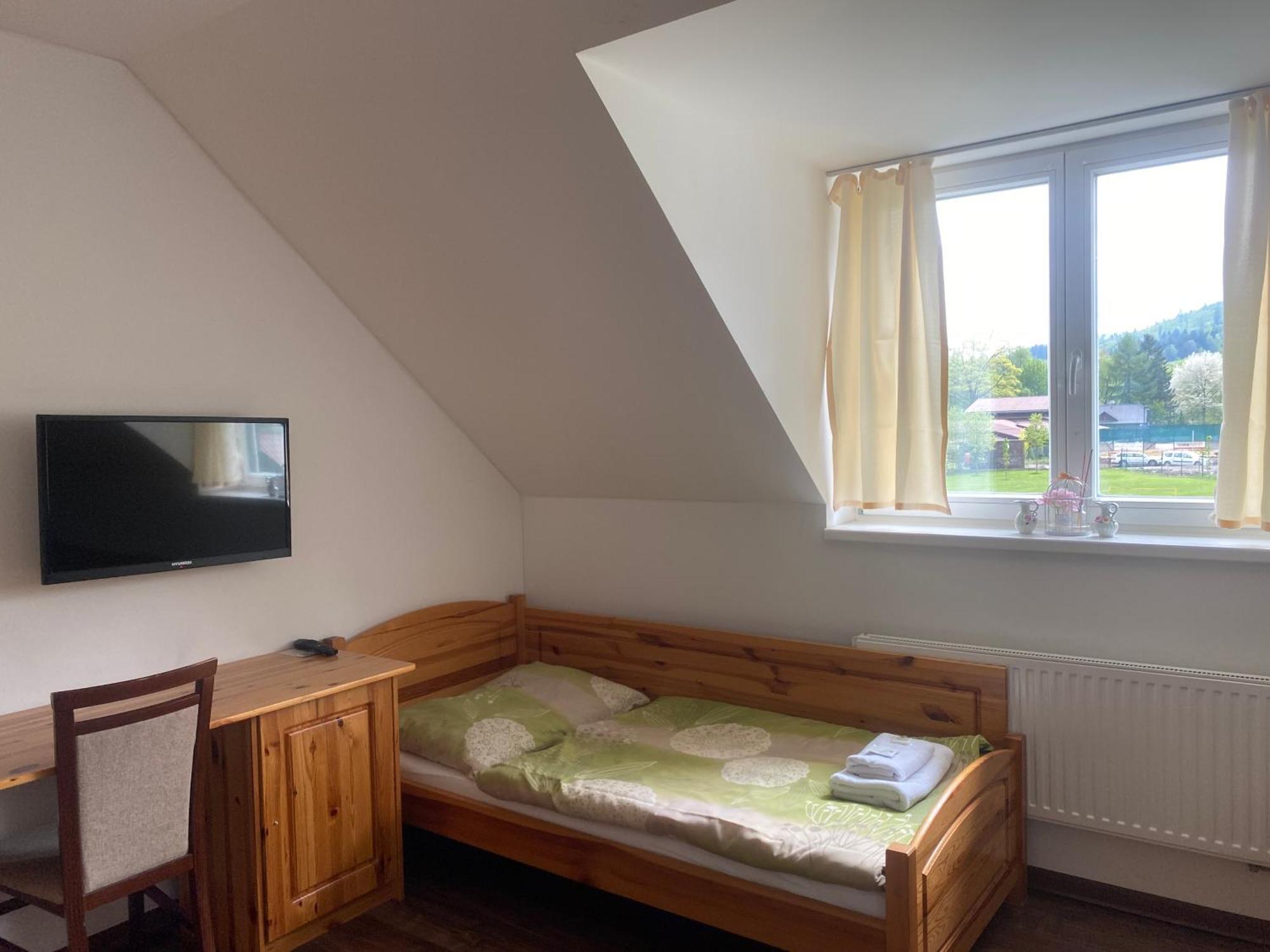 Stara Ameryka Hotel